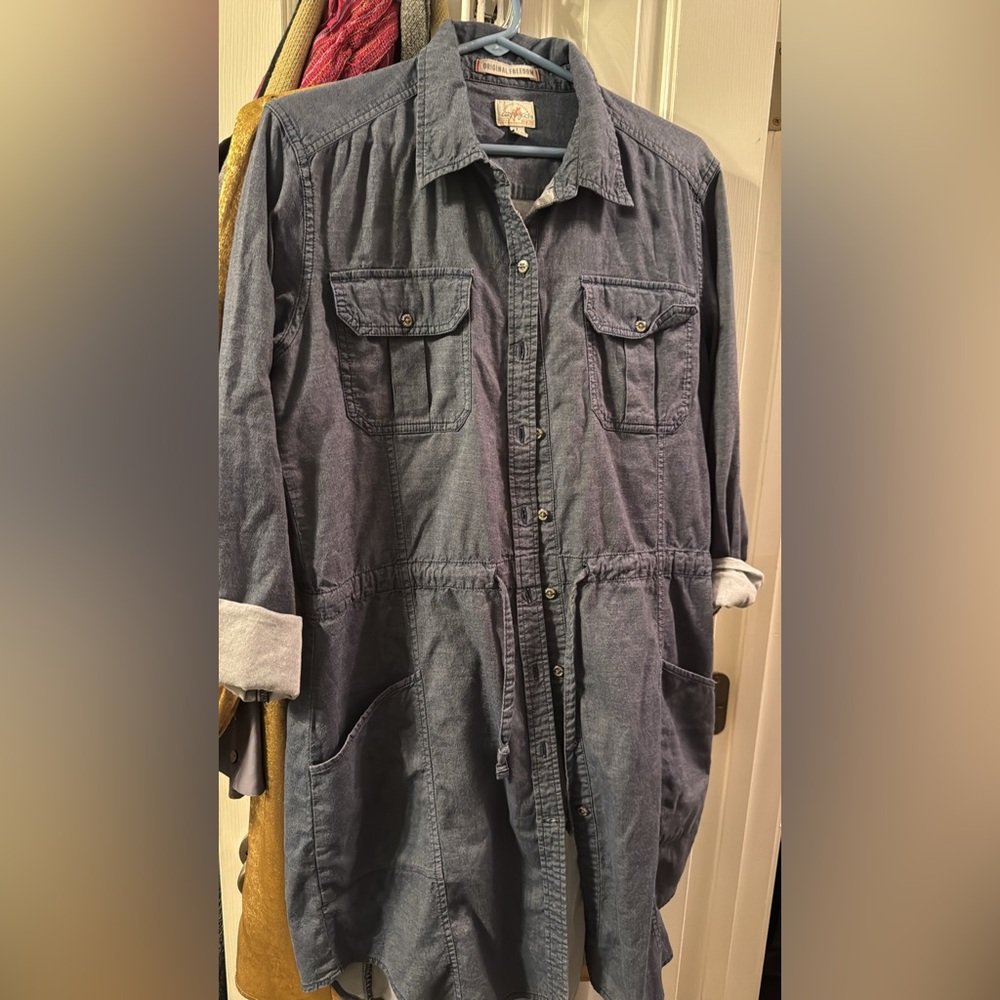 Blue Jean Denim women’s dress. Size Large